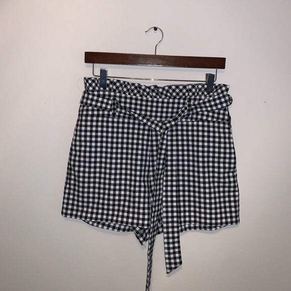 Zara Pants - Zara Trafaluc Collection Plaid shorts size M